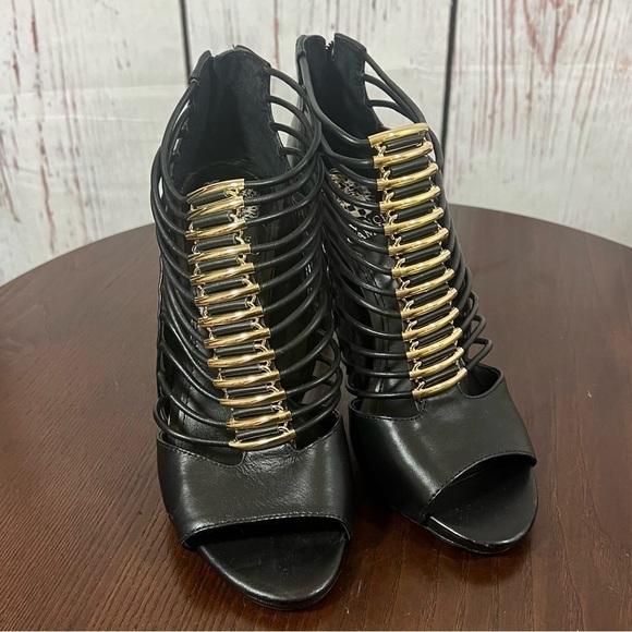 VINCE CAMUTO REESE black nappa leather gladiator high 4” sandals ins Size 7 NIB - Picture 3 of 16